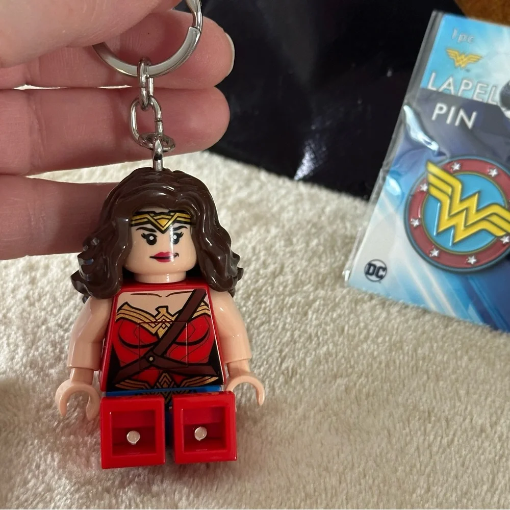 Wonder Woman Super Hero Bundle for the Wonder Woman Enthusiast